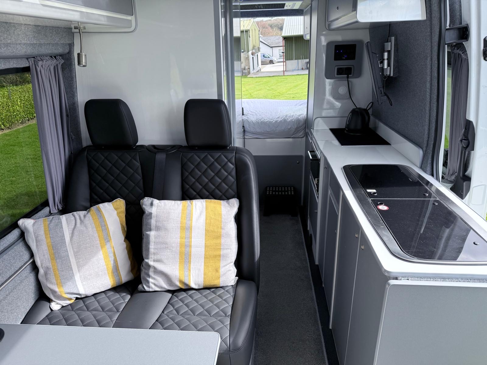 192 Mercedes Sprinter - Image 7